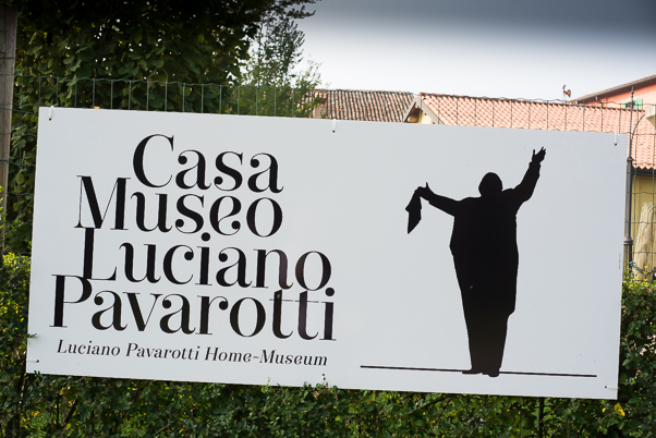 Entrance to Museo Pavarotti